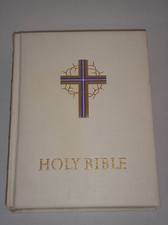 Cover of The Holy Bible Delux Edition 1960