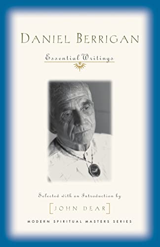 Cover of Daniel Berrigan: Essential Writings (Modern Spiritual Masters Series)