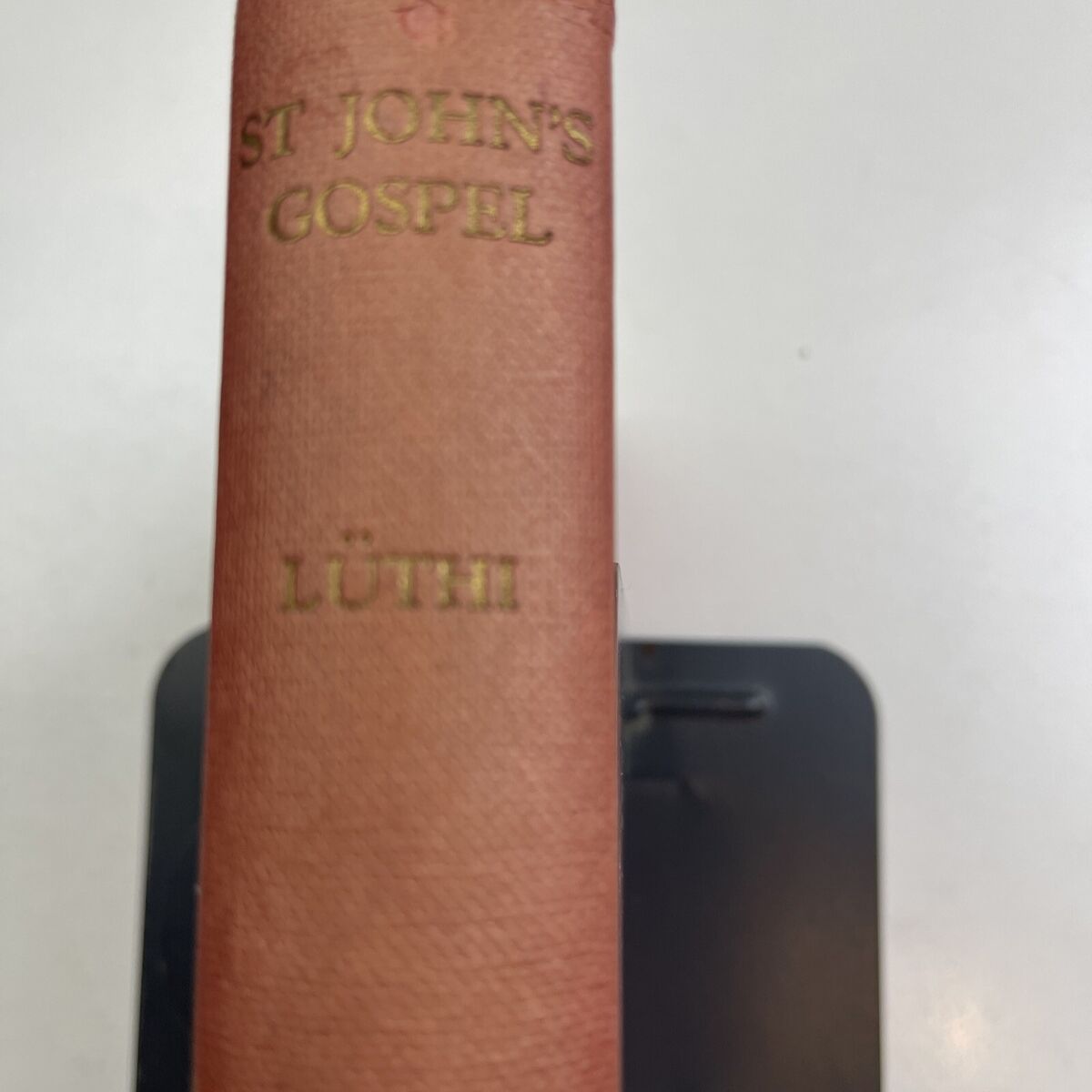 Cover of St Johns Gospel (Luthi)